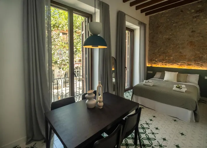 Luxe Lofts Apartment